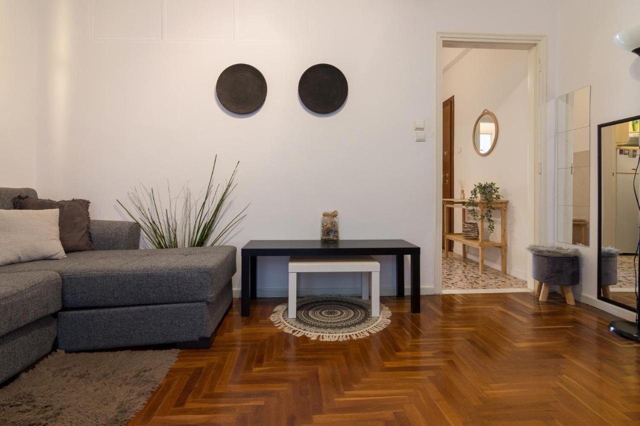 Classic And Modern Apartment In Atenas Exterior foto