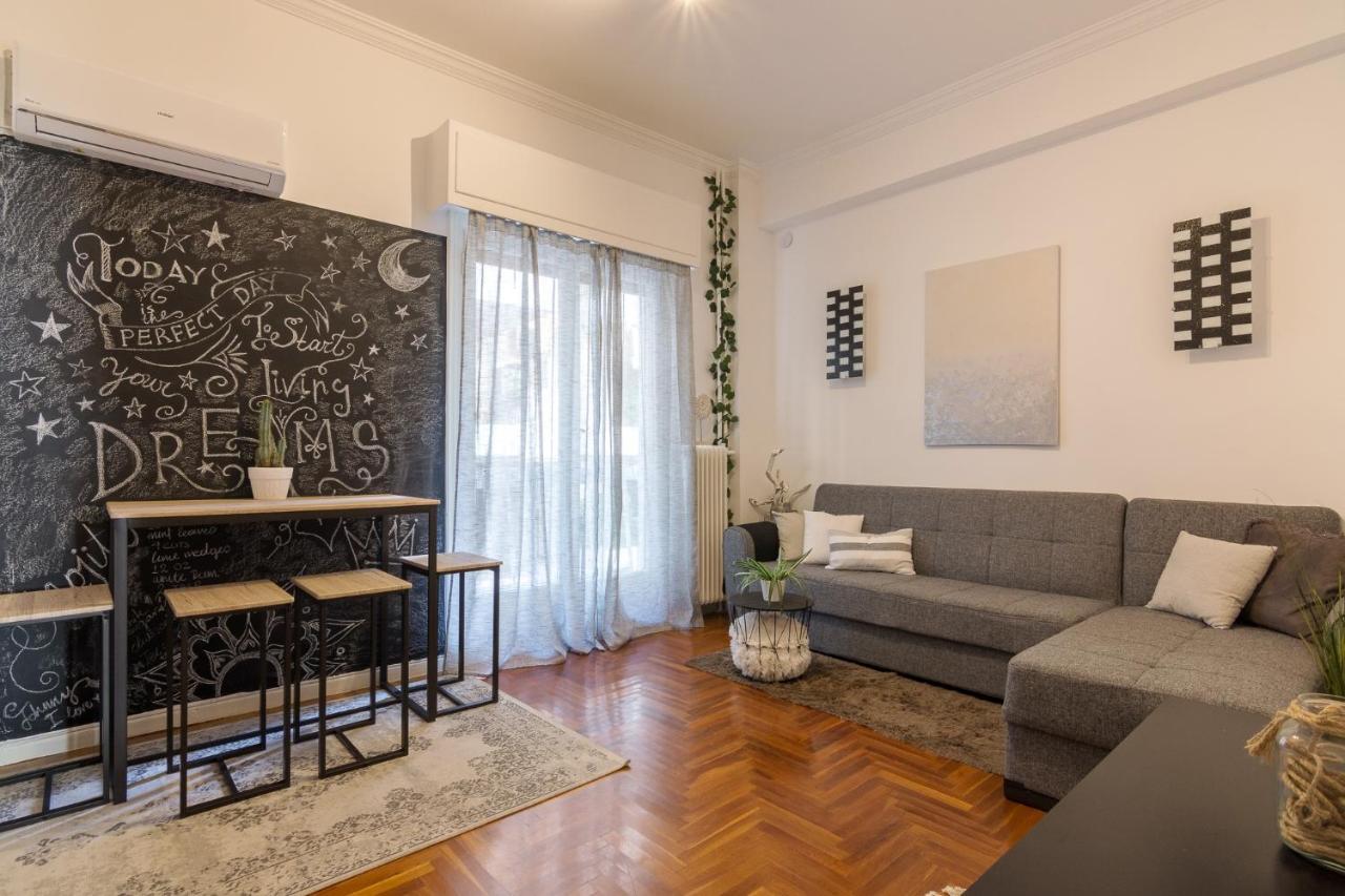 Classic And Modern Apartment In Atenas Exterior foto